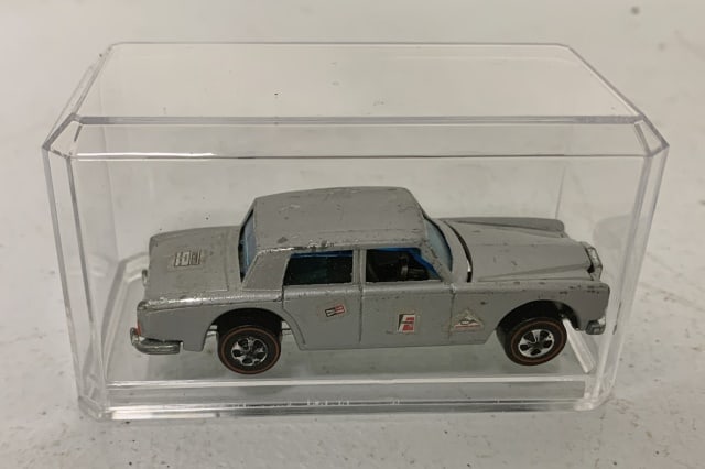 1969 Hot Wheels Rolls Royce Silver Shadow (1 of 8)