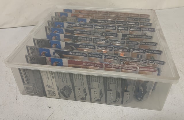 70+ 2012 Hot Wheels blister packs in case (1 of 6)