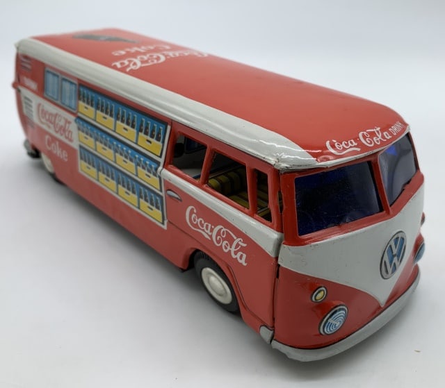 Coca Cola Tin Friction VW Bus (1 of 4)