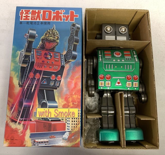 R M Tin Robot with Smoke (1 of 2)