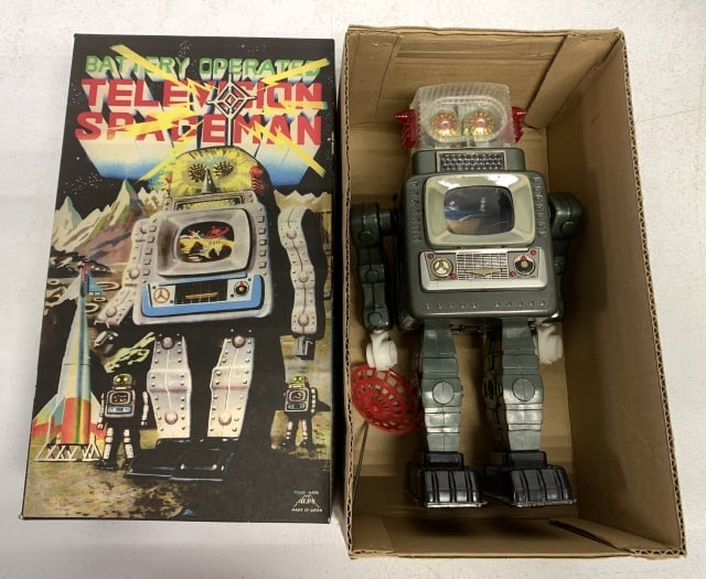 Alps Battery Operated Television Spaceman (1 of 2)