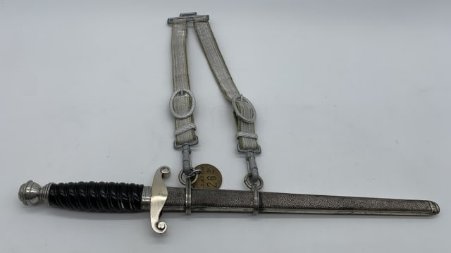 F. W. Holler Berlin reproduction German dagger (1 of 5)