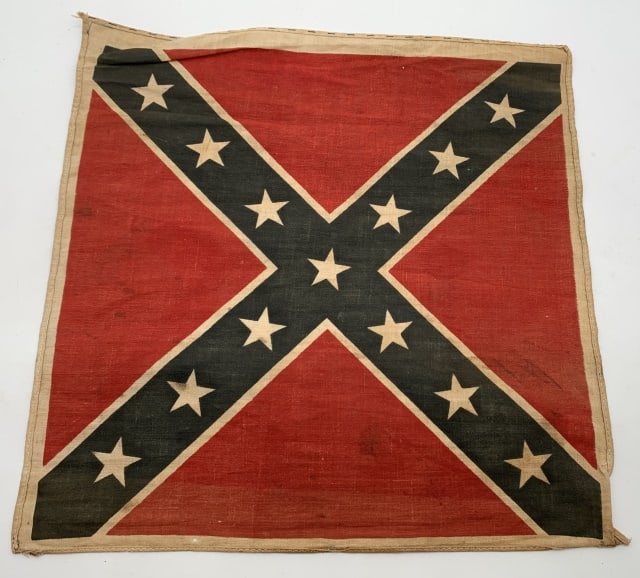 small cloth confederate flag (1 of 2)