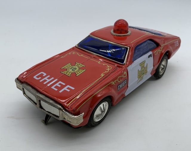 Illco Bump'N Go Fire Chief Car w/ Box: untested, some light scratches on litho, tin/light metal body, crimping damage on driver side back corner, box has age, made in Taiwan
