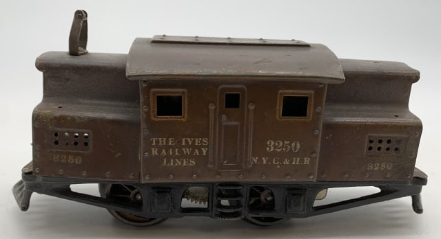 Ives 3250 N.Y.C. & H.R. engine: scratches and paint loss, missing parts, some damage