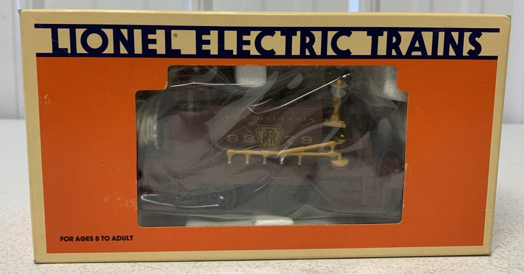 Lionel PA Railroad Motorized Fire Car (1 of 2)