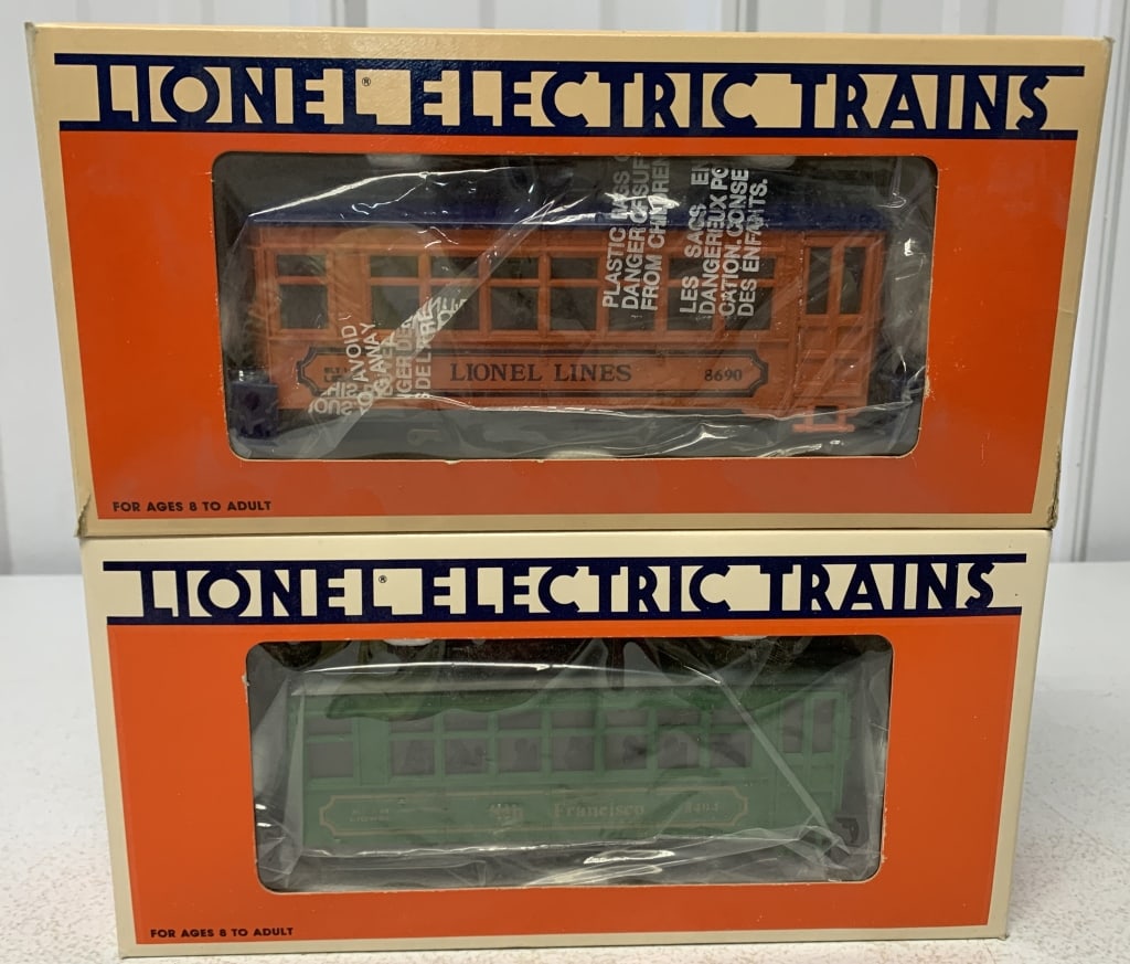 lot of 2 Lionel Trolley Cars (1 of 2)