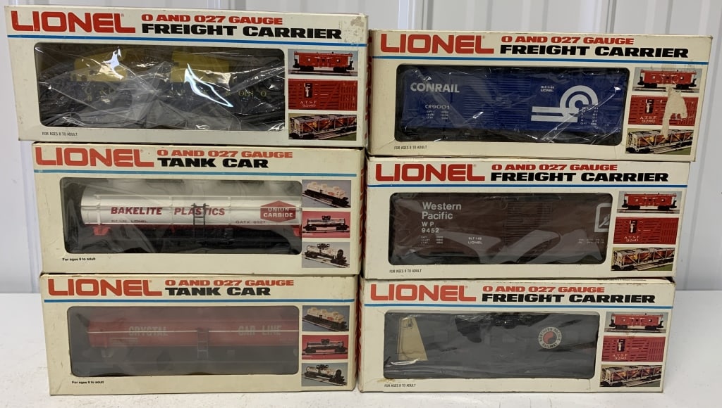 6 pc Lionel train cars and caboose (1 of 4)
