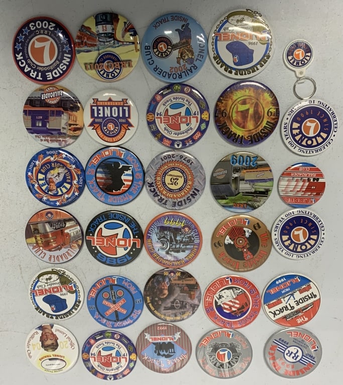 29 Lionel pin back buttons +1 keychain: see photos