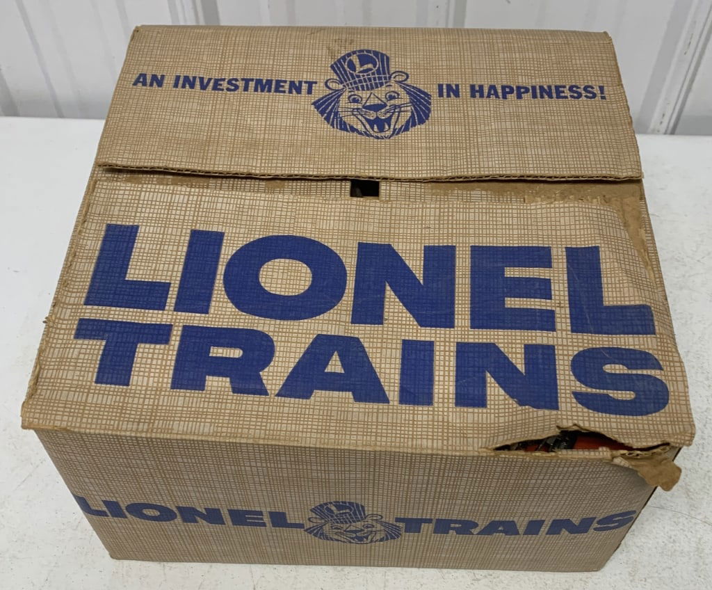 box of track, transformer, cars + accessories (1 of 7)