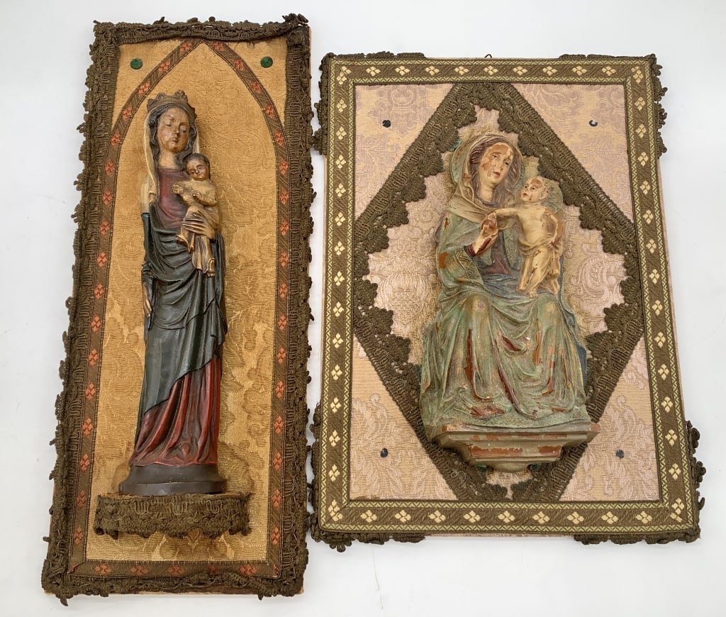 2 Wooden Virgin Mary & Jesus Wall Carvings (1 of 4)