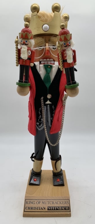 Steinbach King of Nutcrackers Nutcracker (1 of 4)