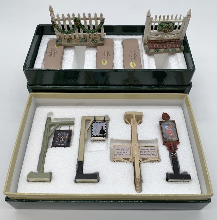 2 Lang & Wise Sets Tavern Signs & Gate w/ Fence (1 of 5)