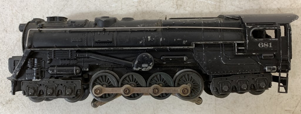 Lionel Locomotive Engine (1 of 4)