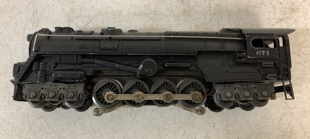 Lionel Locomotive Engine (1 of 4)