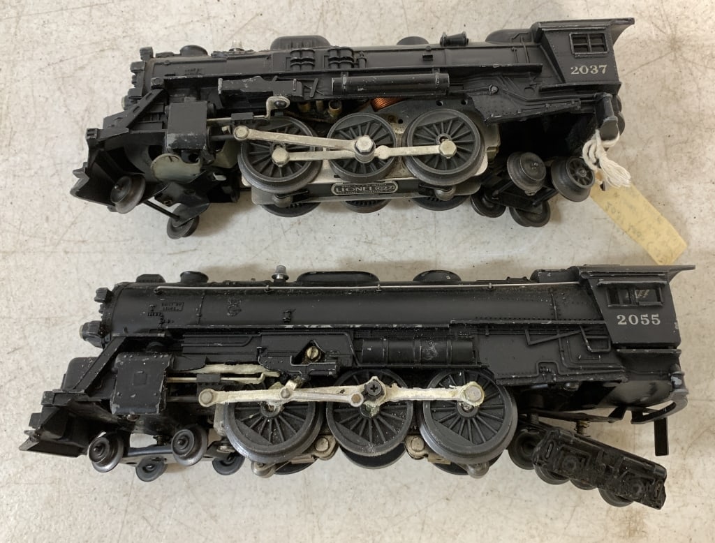lot of 2 Lionel Locomotive Engines (1 of 4)