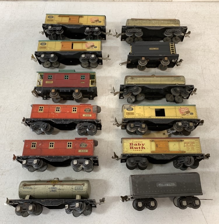lot of 12 Tin Lionel Train Cars (1 of 8)
