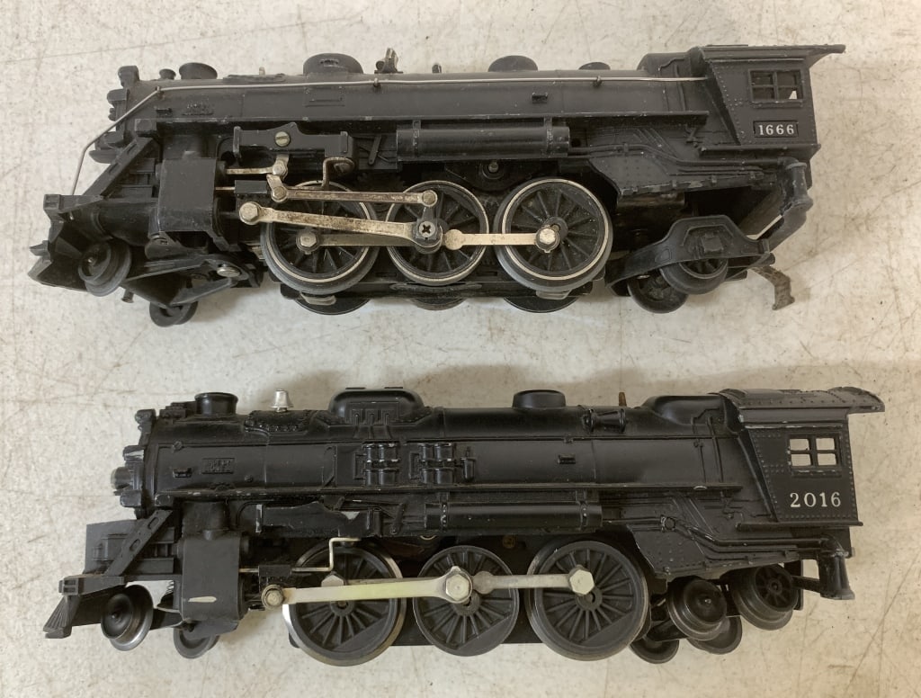 lot of 2 Lionel Locomotive Engines: O27 gauge, use and wear, some scratches, may or may not be complete, untested