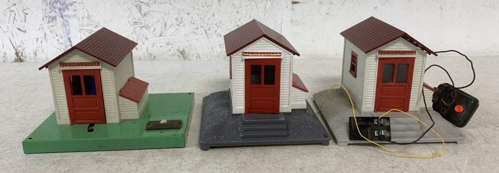 (3)Lionel Automatic Gateman & Whistling Station (1 of 8)