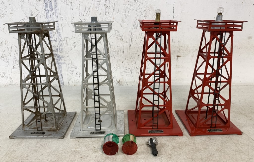 lot of 4 Lionel No.s 394 & 494 Beacons (1 of 7)