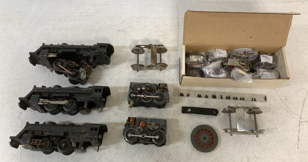 6 Lionel pcs- Engines, Motors, Parts, Accessories (1 of 7)