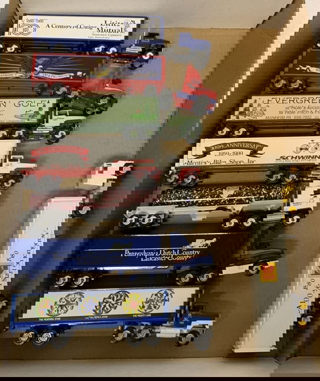 8 Winross trucks with boxes (1 of 4)