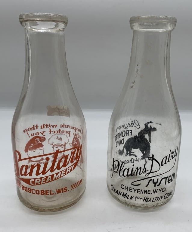 2 pyro quart milk bottles (1 of 2)