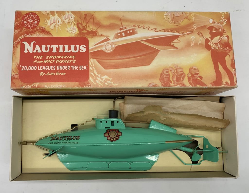 Sutcliffe Walt Disney Nautilus submarine in box (1 of 6)