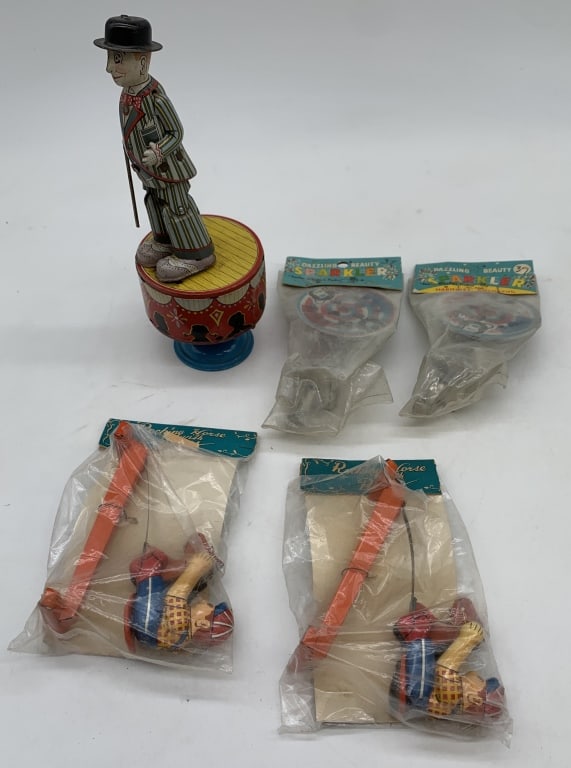lot of 5 Japanese toys (1 of 8)
