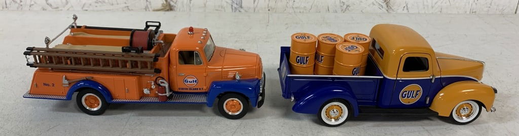 Spec Cast and 1st Gear Gulf model trucks (1 of 6)