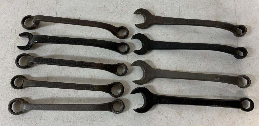 9 wrenches with most marked Ford: all show wear from use
