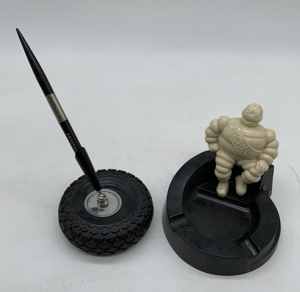Michelin ashtray & Firestone pen holder (1 of 8)