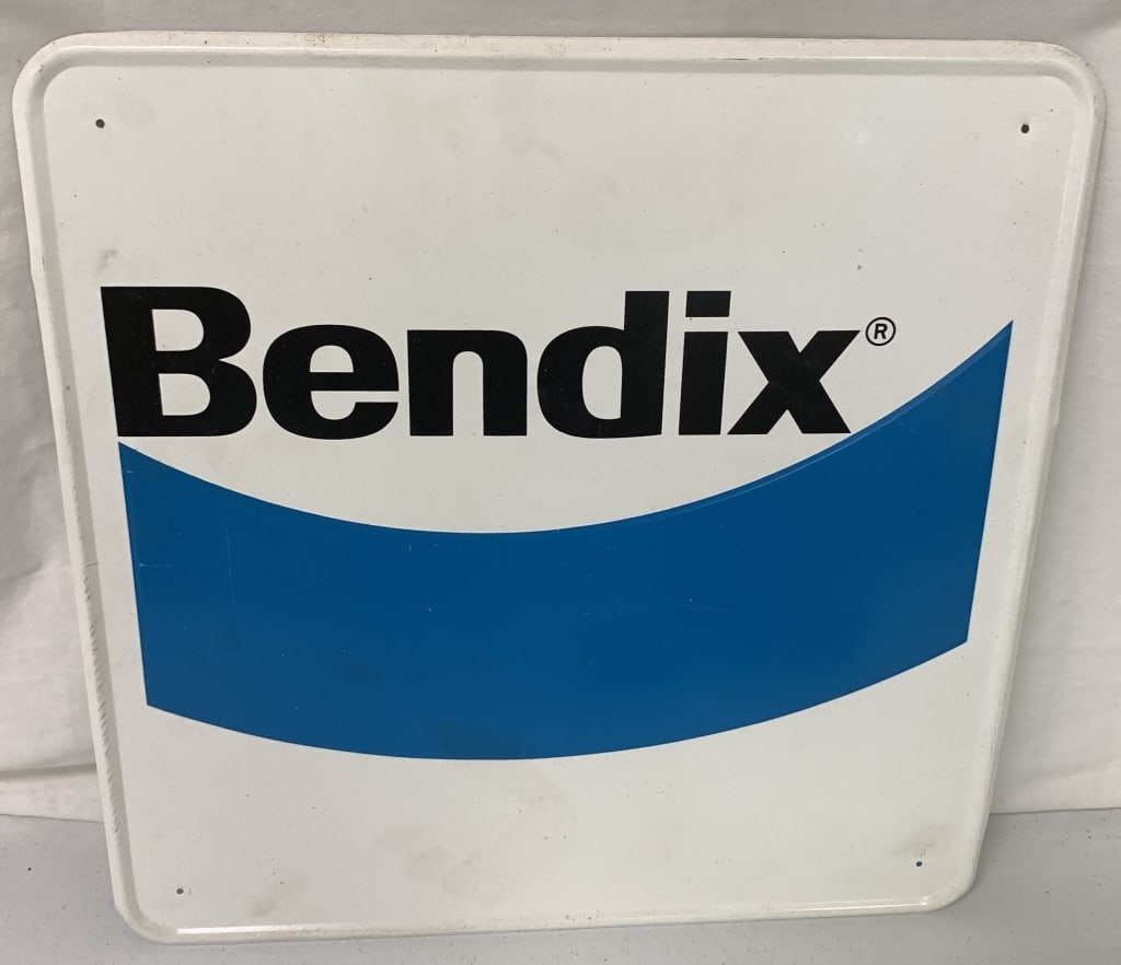 Bendix thin metal sign (1 of 4)