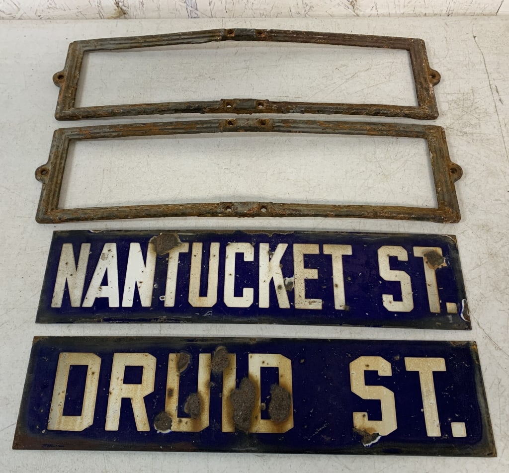 4 pcs- Porcelain Street Signs and Metal Brackets (1 of 4)