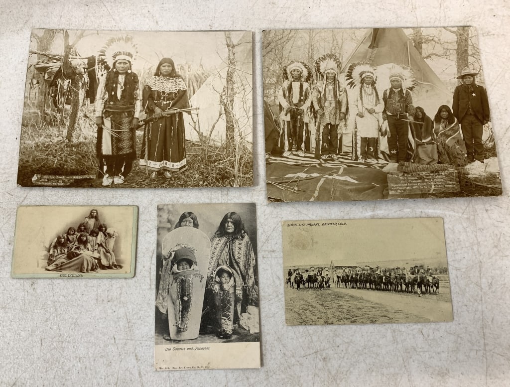 lot of 5 Old B&W Native American Photographs (1 of 5)