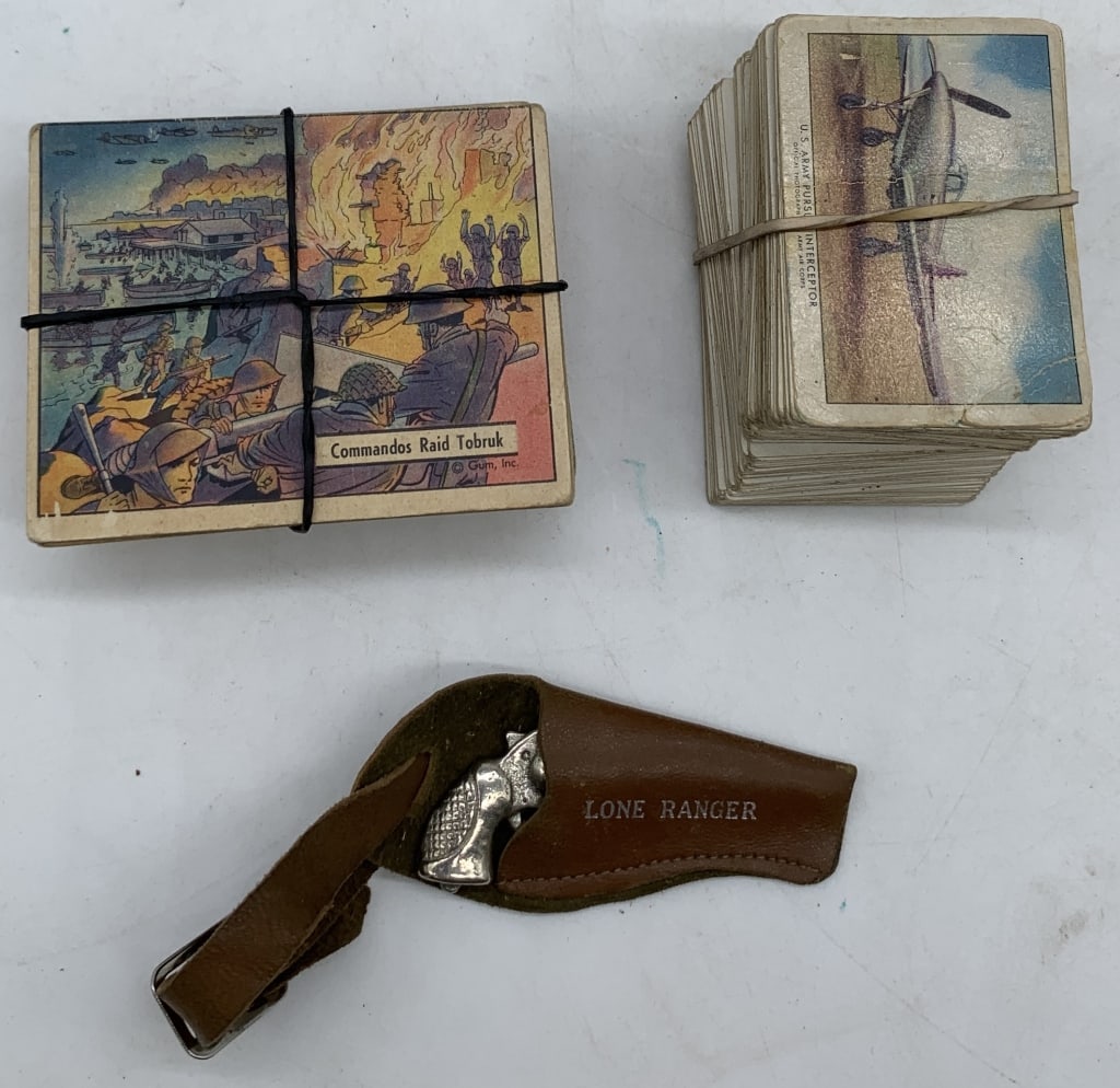 Wings Cigarettes & Gum war cards+ mini gun: cards have creases, bends, soft corners, etc. Mini cast iron gun has holster marked Lone Ranger