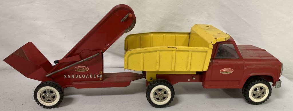 Tonka Dump Truck and Sand Loader (1 of 11)