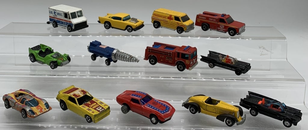 14 Hot Wheels, Corgi, Yatming, Cars others: some Hot Wheels marked Malaysia, China, all toys have been used, scratches, wear, one car is the body only