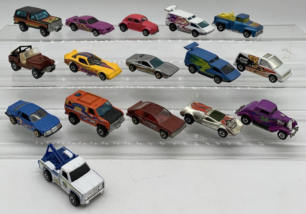 16 Hot Wheels Cars: Malaysia, Hong Kong, some have wear, scratches