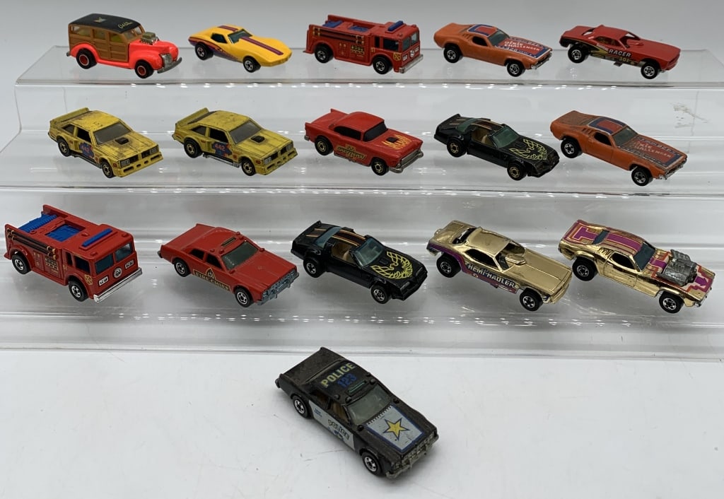 16 Hot Wheels Cars: Malaysia, Hong Kong, some have wear, scratches
