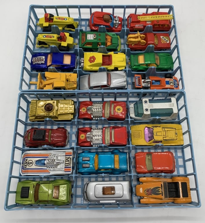 24 Matchbox, Corgi Cars (1 of 3)