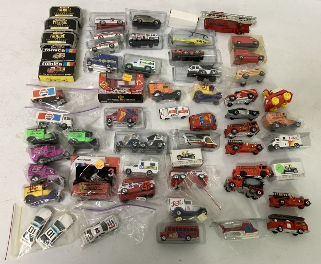 30+ Matchbox Cars & others (1 of 7)