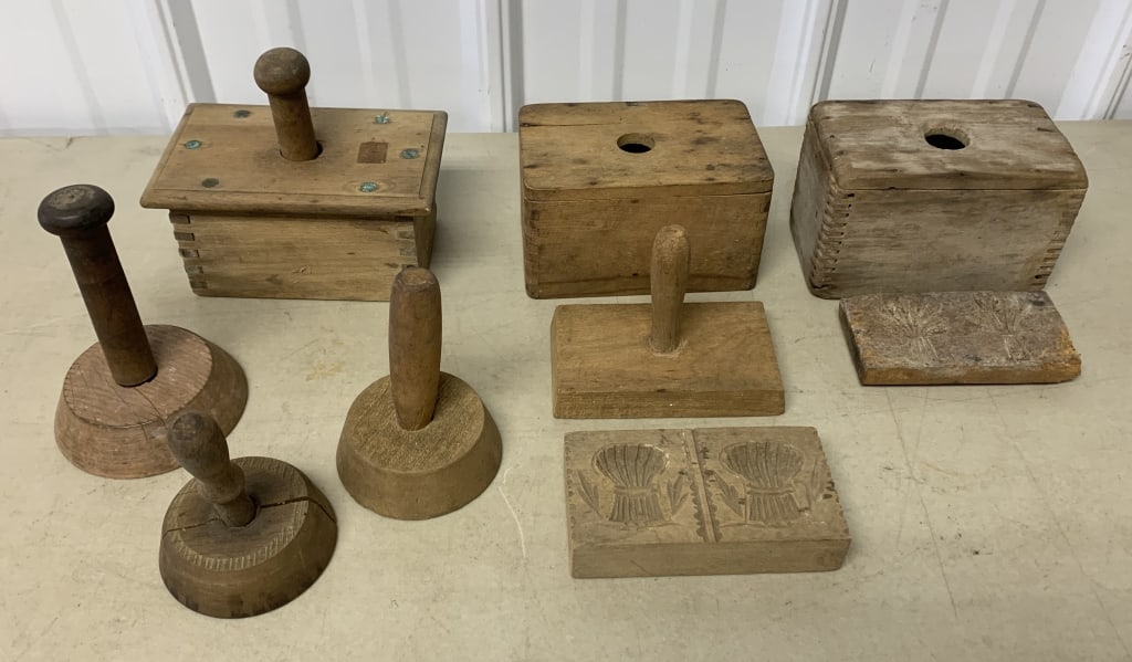 6 Butter Molds and Stamps,Wheat Sheaves,etc: stamps handles loose,stamps split,molds handle missing on 1,top split