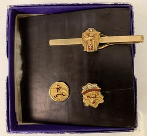 (3)Anheuser Busch Gold Service Pins/Tie Tac