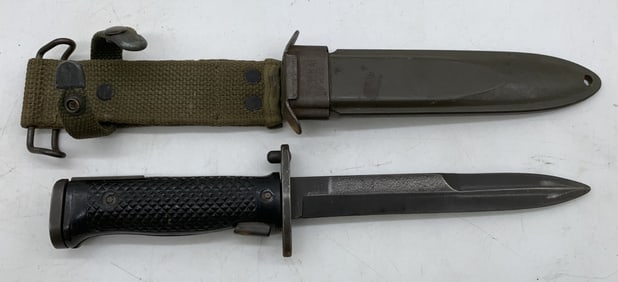 Military Bayonet w/ Scabbard