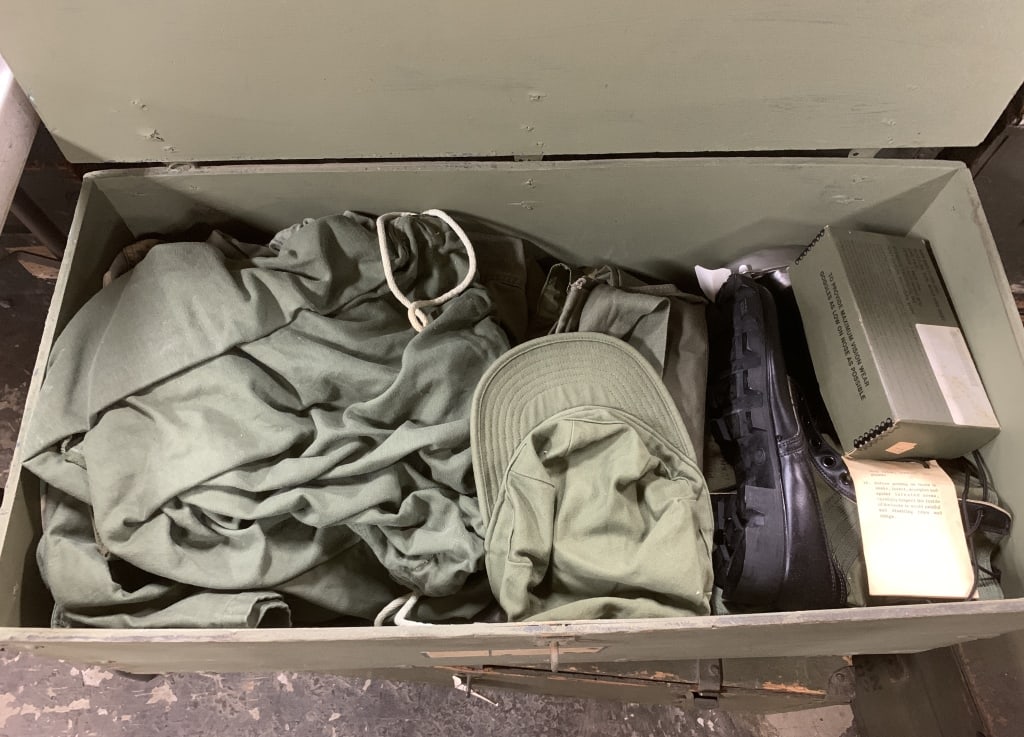 Military Foot Locker w/ clothing, boots, others (1 of 6)