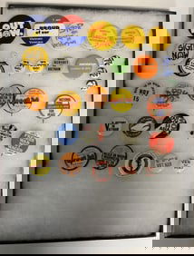 Late 1960s Early 1970s Vietnam War Buttons