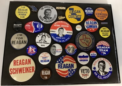 1976 Reagan Hopefuls 31 Buttons & Mics.