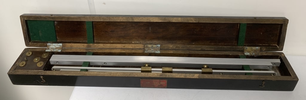 U.S. Navy Bureau of Ships 20"-26" Pantograph: shows wear