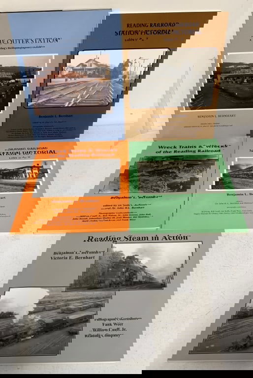 lot of 5 Reading Railroad Books (1 of 5)